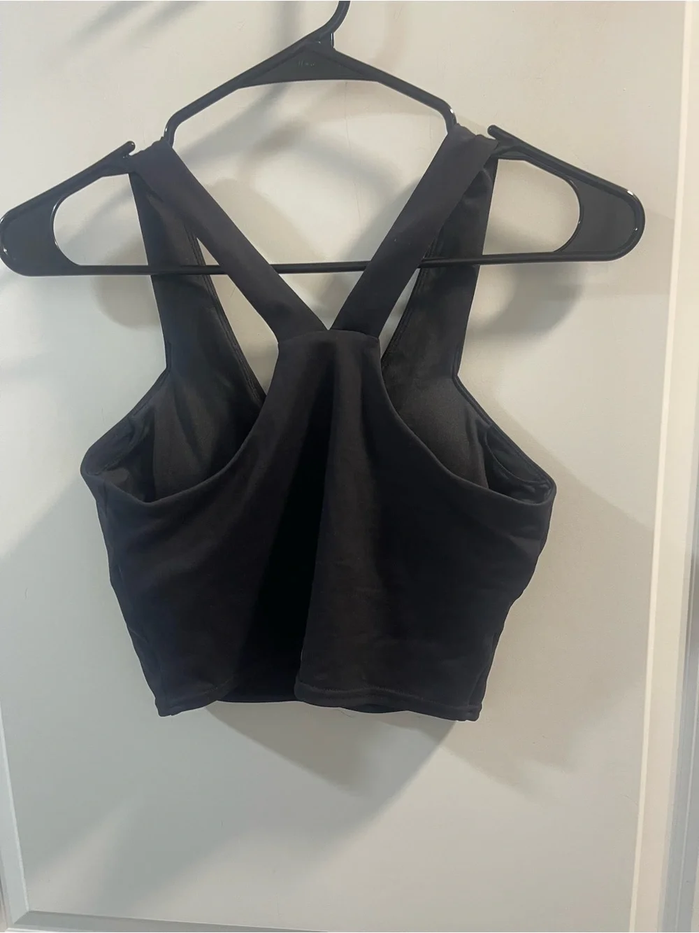 ALO Yoga Black Cropped V-Neck Cross-Back Tank